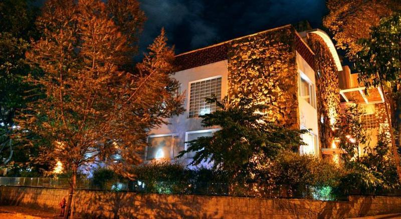 Casa Gaitan Cortes Hotel Bogota Bagian luar foto